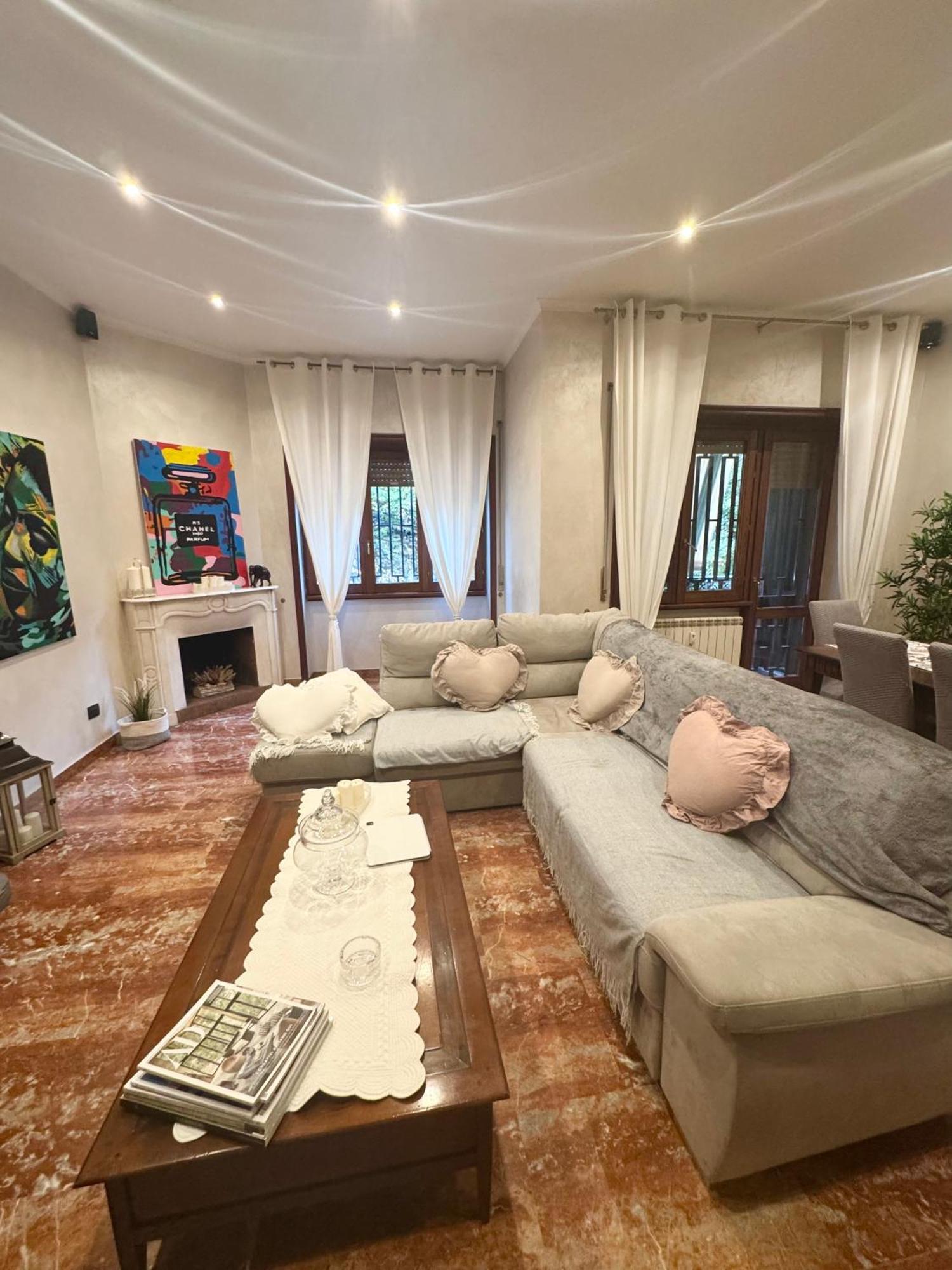Apartment 4000 Steps - Lux Rom